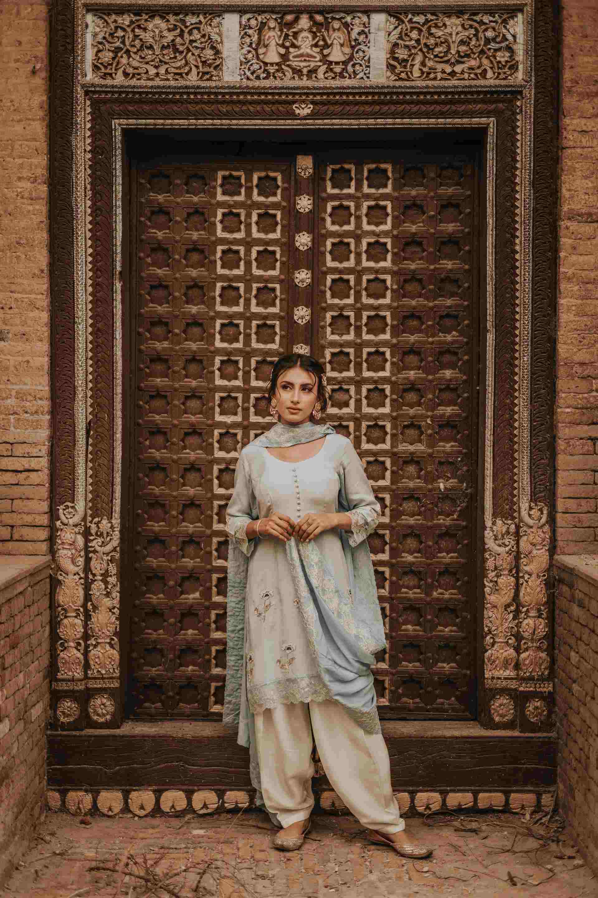 History and Origin of Georgette Suits in Fashion